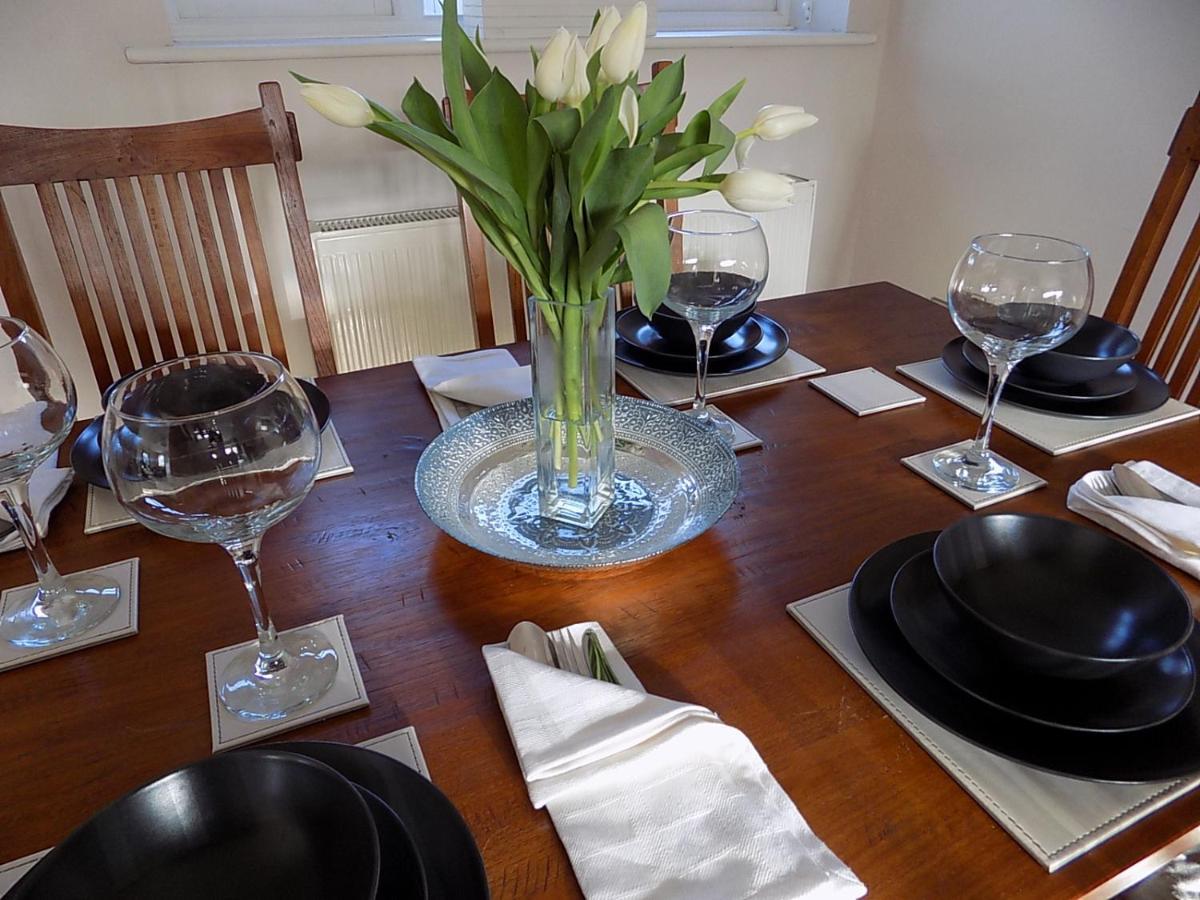 Double Award Winning 1700'S Grd 2 Listed Cottage Near Stonehenge Amesbury Εξωτερικό φωτογραφία
