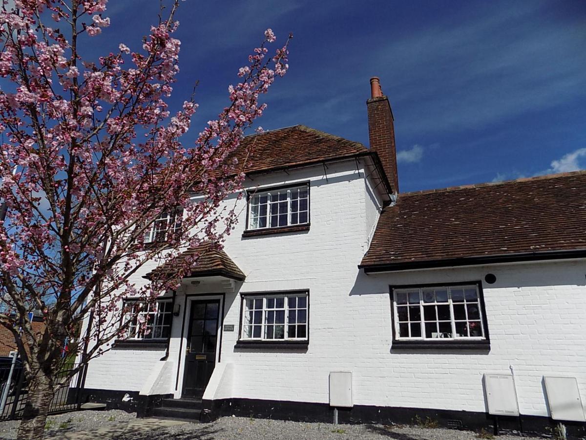 Double Award Winning 1700'S Grd 2 Listed Cottage Near Stonehenge Amesbury Εξωτερικό φωτογραφία